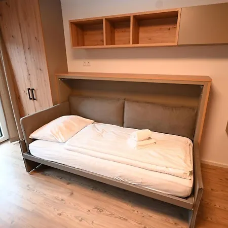 アパート Penthouse 82 By Four Seasons Apartments *